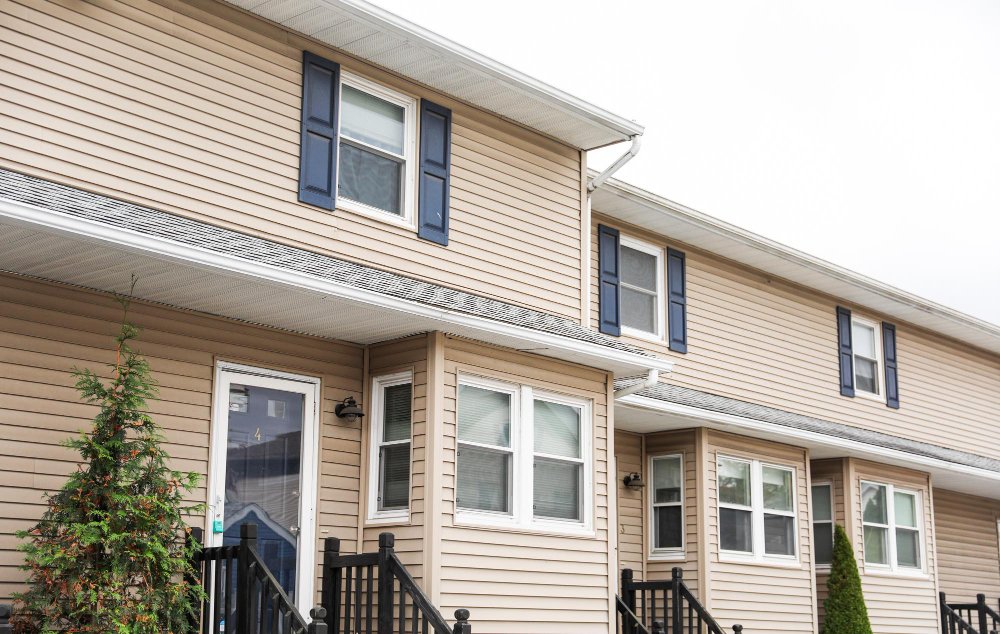 Vinyl Siding in Oakland, CA: A Home Remodel Journey