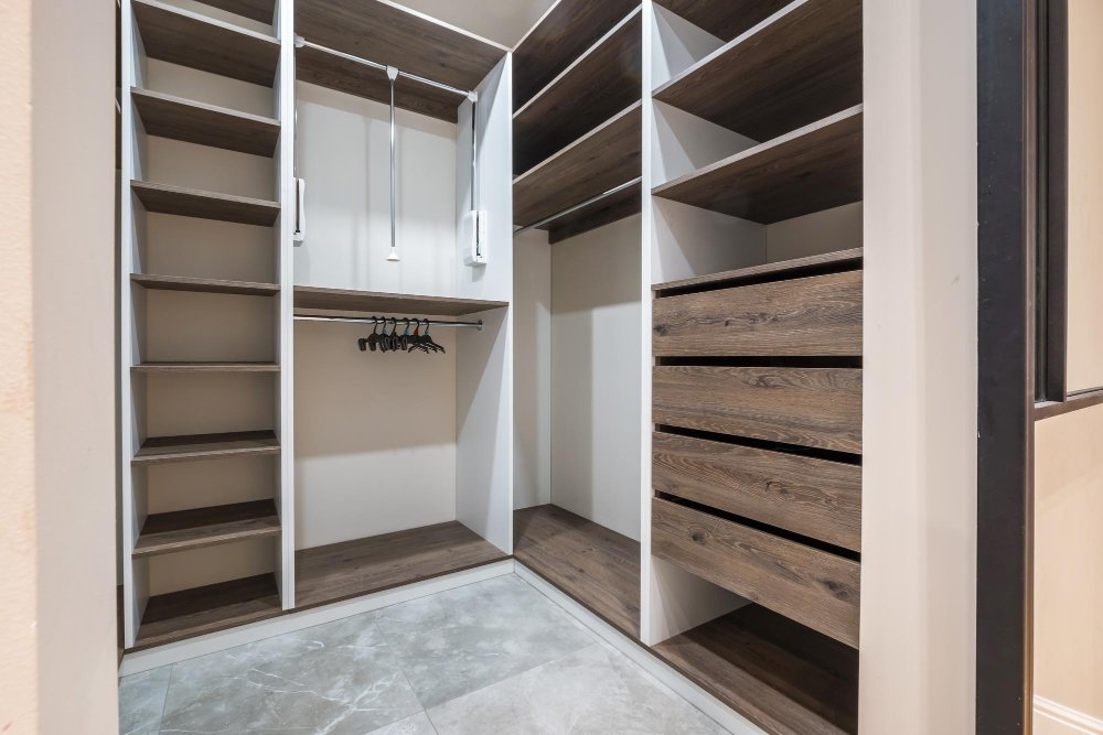 Custom Closets